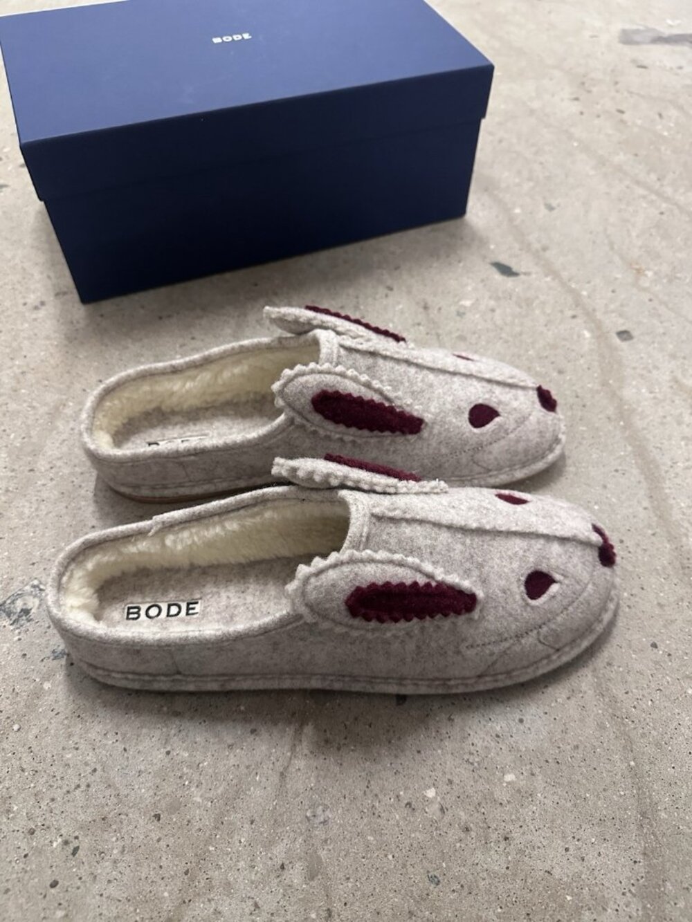 BODE Rabbit Slipper Shoes Cream & Red - Picture 7 of 10